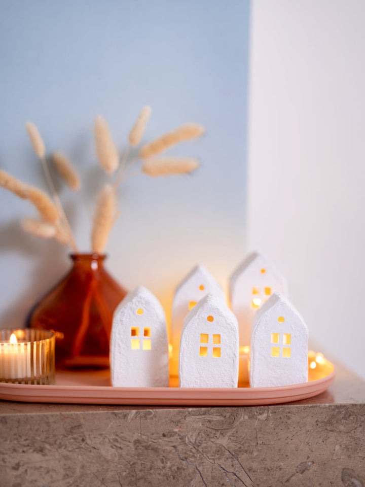 Set van 4 cotton-maché huisjes 